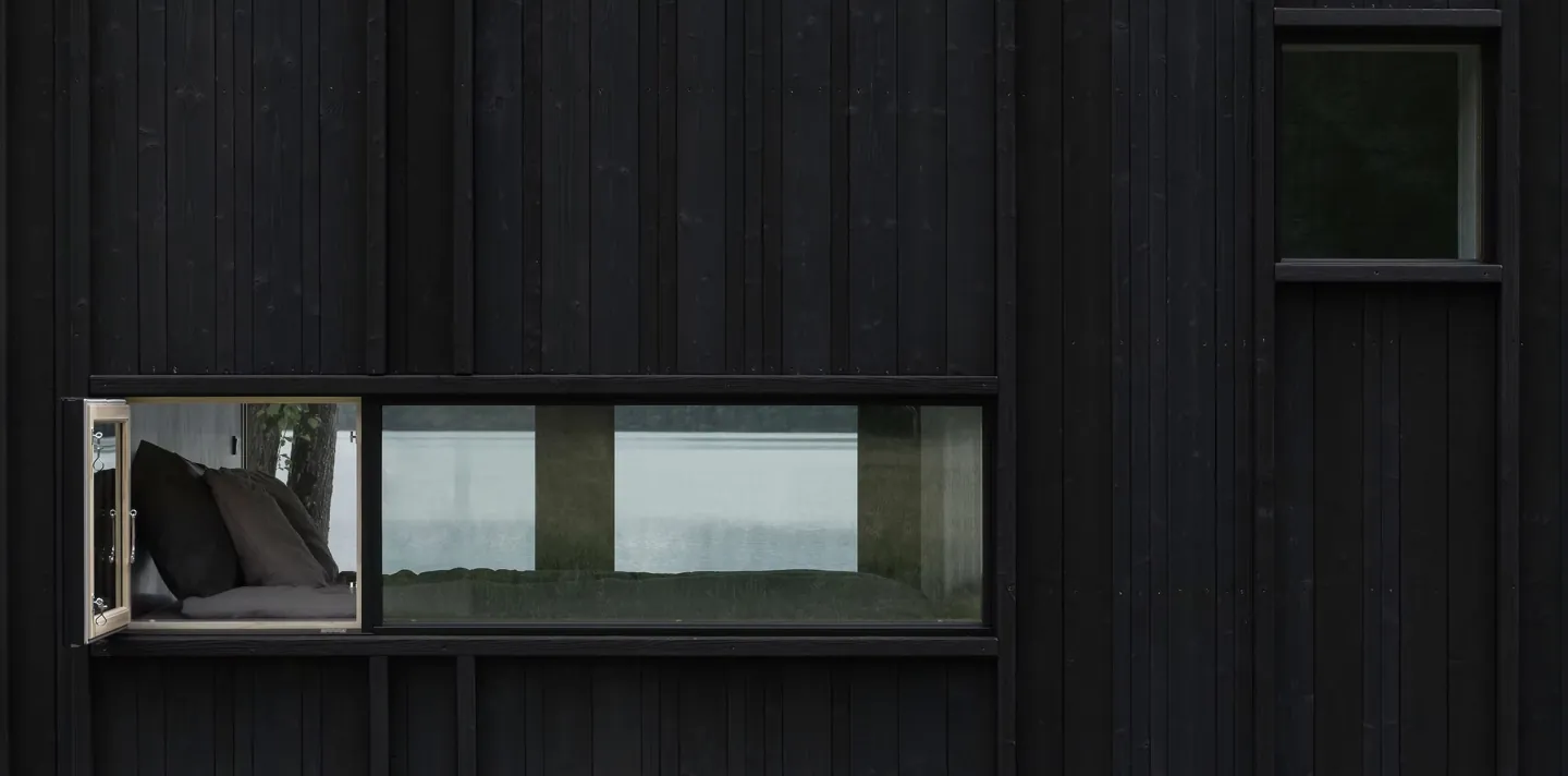 KONGA cabin windows