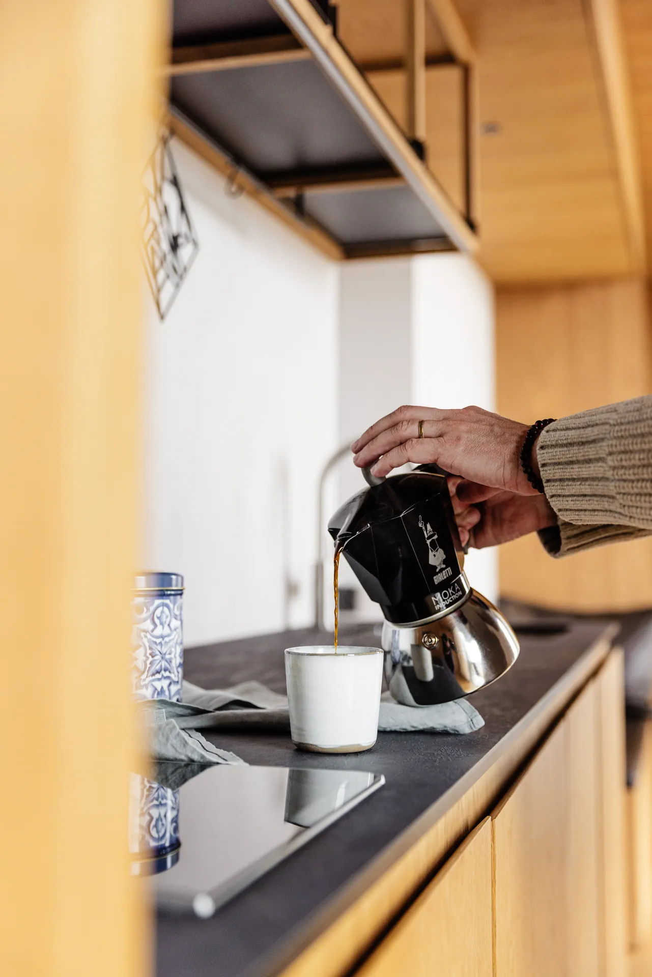 Konga L kitchenette